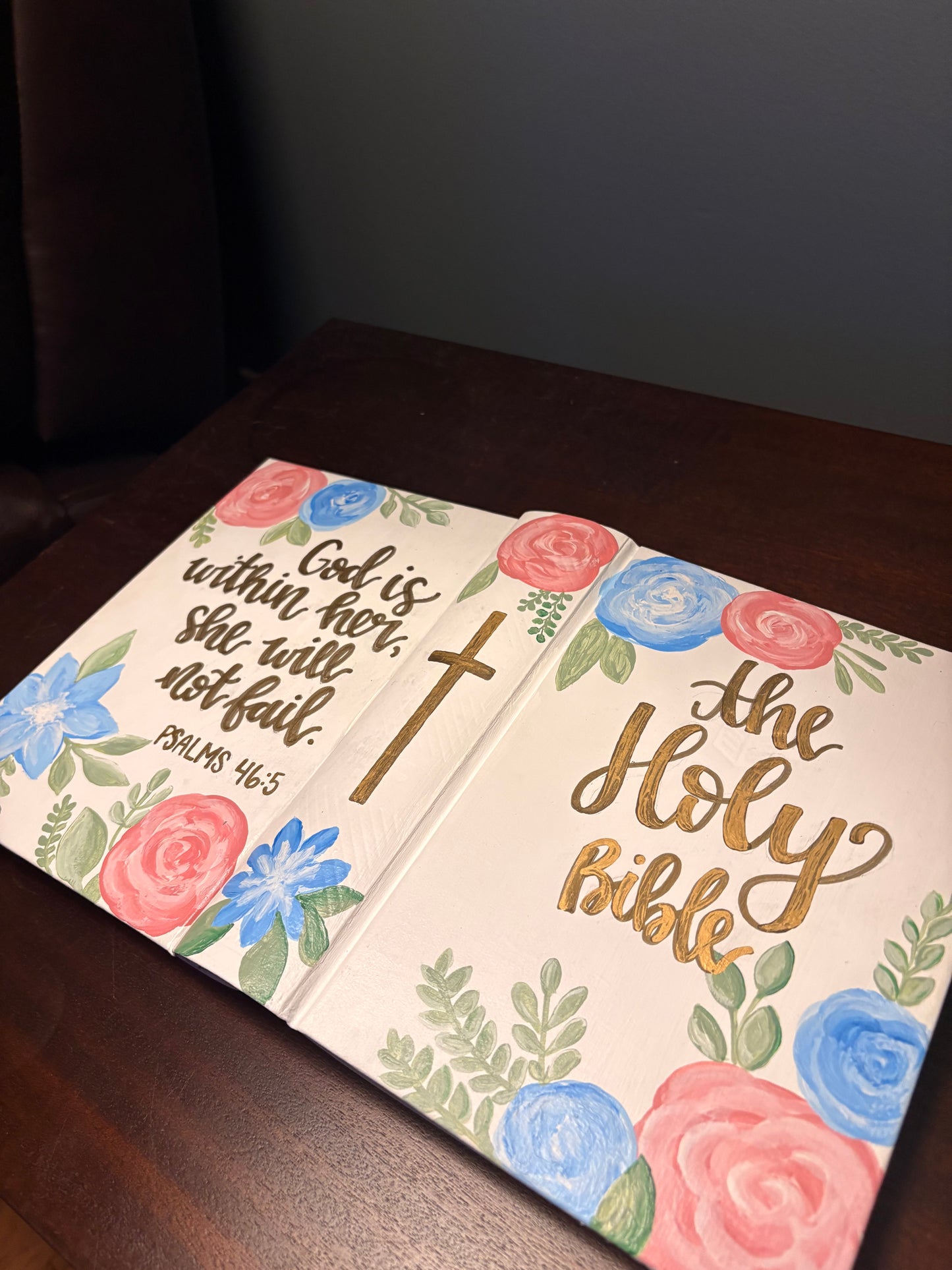 Hand Painted Bible - CSV “She Reads Truth”