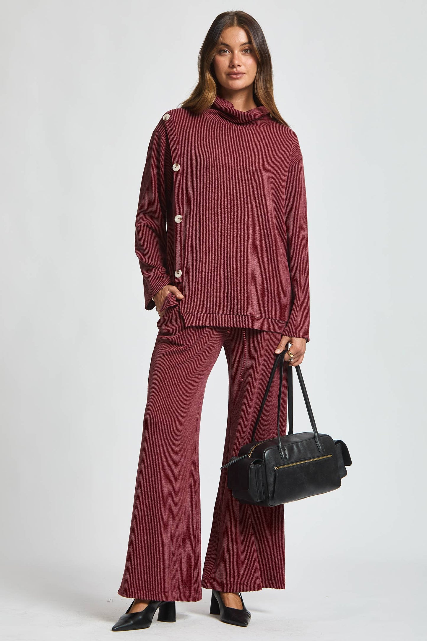 2-Piece Cowl Neck Ribbed Travel Set
