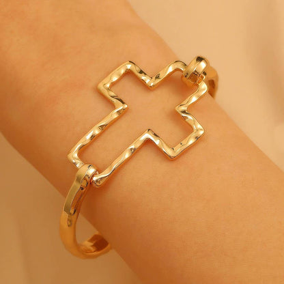 OPEN CROSS BANGLE