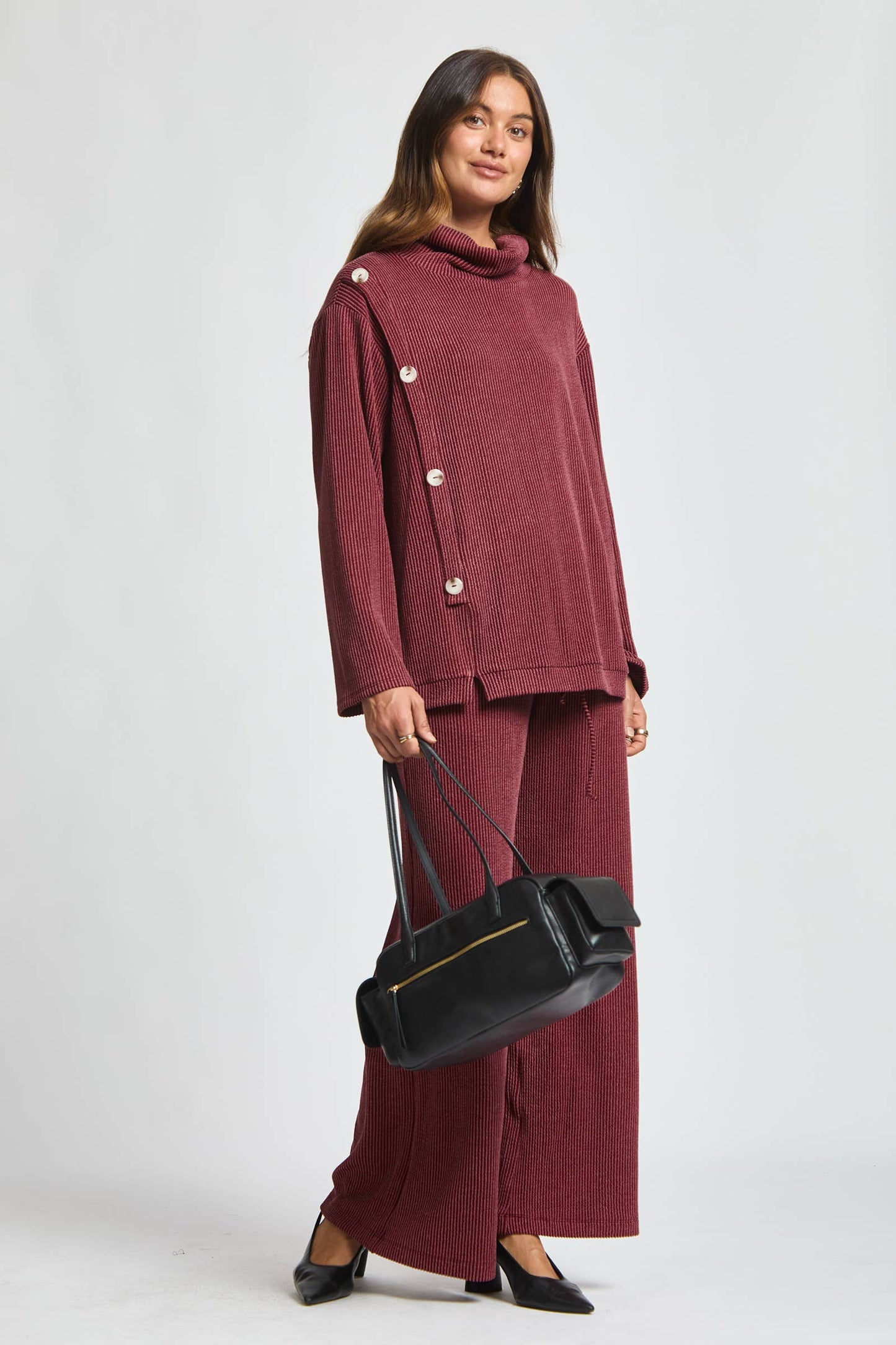 2-Piece Cowl Neck Ribbed Travel Set