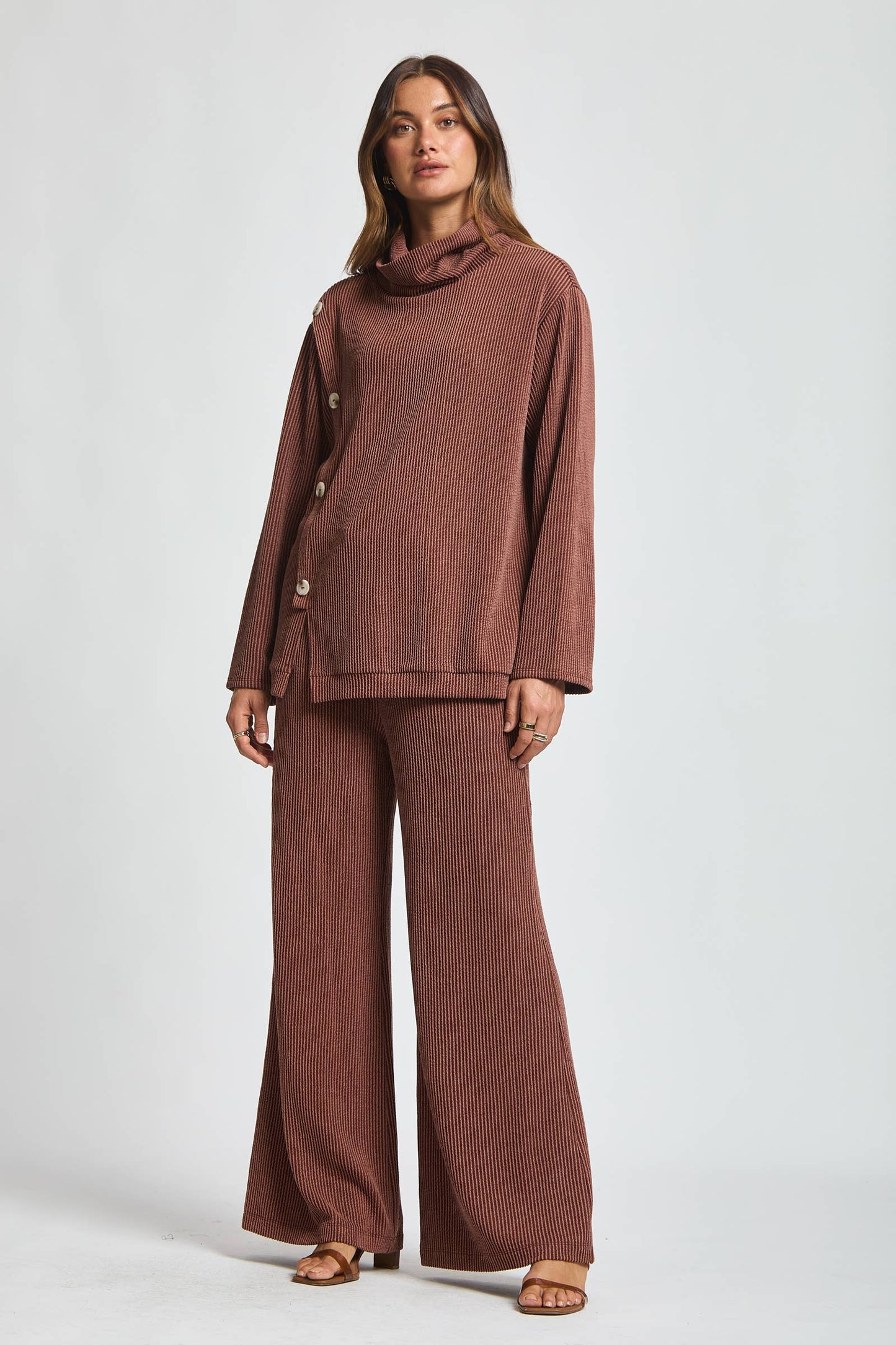 2-Piece Cowl Neck Ribbed Travel Set